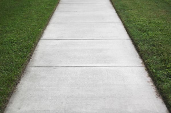 Cost of Sidewalk Concrete Construction in Edmond
